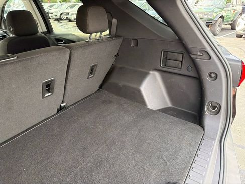 Used 2024 Chevrolet Equinox LT AWD/4WD image 11