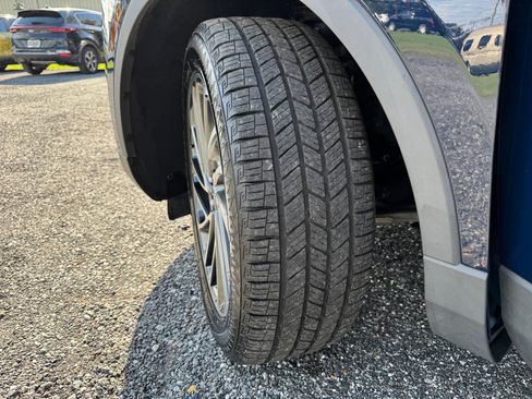 Used 2019 Lincoln Nautilus Reserve w/ Driver Assistance Package image 35