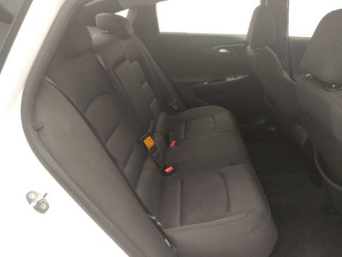 Used 2018 Chevrolet Malibu LS w/ LPO, Convenience Package 1 FWD image 19