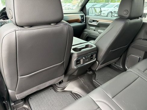 Used 2026 GMC Sierra 1500 Denali AWD/4WD image 14