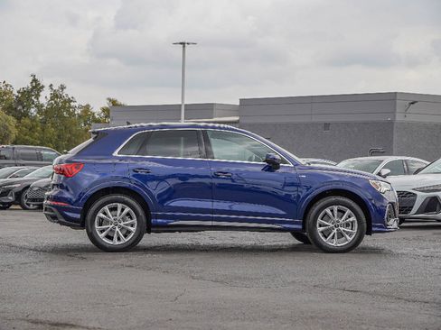 Certified 2025 Audi Q3 2.0T Premium Plus w/ Premium Plus Package image 4