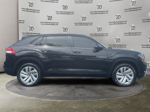 Used 2022 Volkswagen Atlas Cross Sport SE AWD/4WD image 6