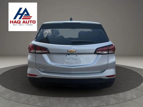 Used 2022 Chevrolet Equinox LS w/ LS Convenience Package FWD image 6