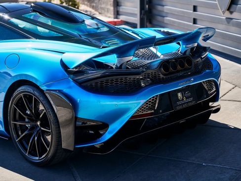 Used 2021 McLaren 765LT image 14