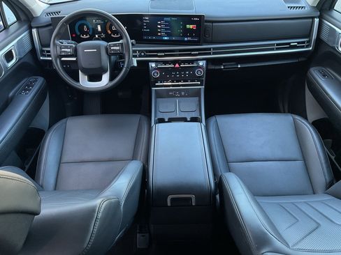Used 2025 Hyundai Santa Fe SEL image 21