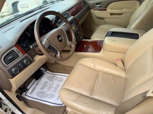 Used 2013 Chevrolet Tahoe LTZ AWD/4WD image 10