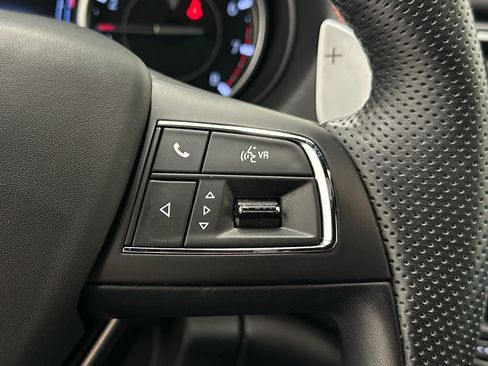 Used 2023 Maserati Levante GT AWD/4WD image 26