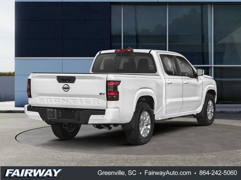Used 2023 Nissan Frontier SV w/ Technology Package AWD/4WD image 2