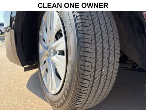 Used 2025 Nissan Sentra S image 17