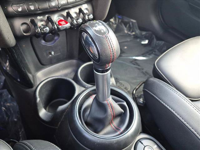 Used 2019 MINI Cooper S w/ Signature Upholstery Package FWD image 14