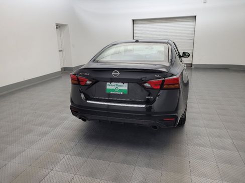 Used 2023 Nissan Altima 2.5 SL AWD/4WD image 7