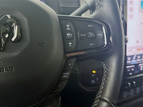 Used 2025 RAM 2500 Limited image 26