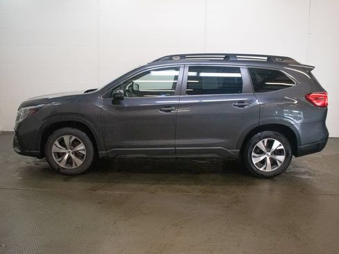 Used 2023 Subaru Ascent Premium w/ Convenience Package AWD/4WD image 7