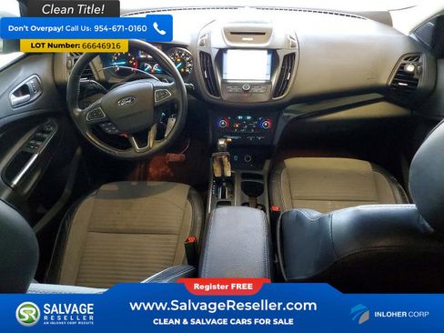 Used 2017 Ford Escape SE w/ Equipment Group 201A FWD image 11