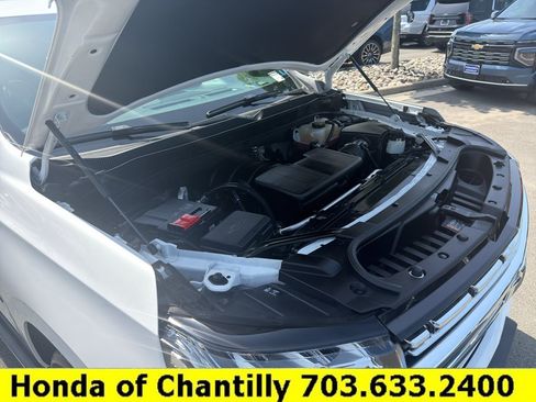 Used 2023 Chevrolet Tahoe Premier AWD/4WD image 35