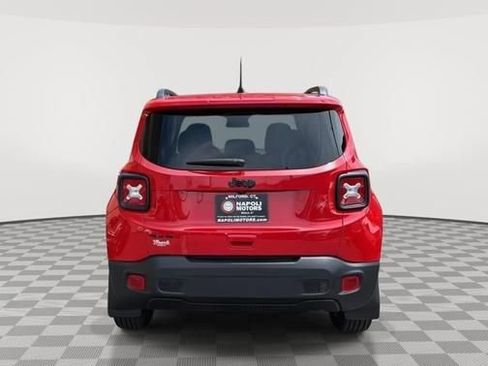Used 2023 Jeep Renegade Altitude AWD/4WD image 4