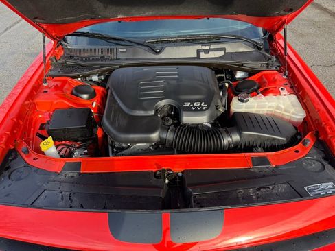 Used 2023 Dodge Challenger SXT w/ Blacktop Package image 15