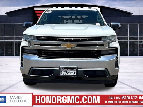 Used 2019 Chevrolet Silverado 1500 LT RWD image 2