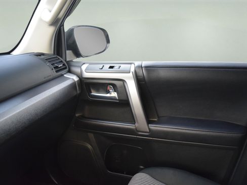 Used 2022 Toyota 4Runner SR5 image 17