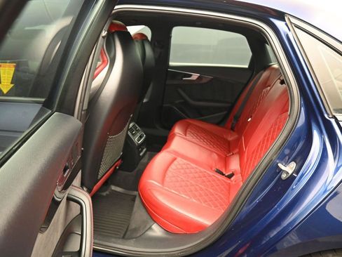 Used 2019 Audi S4 Premium Plus w/ Premium Plus Package image 34