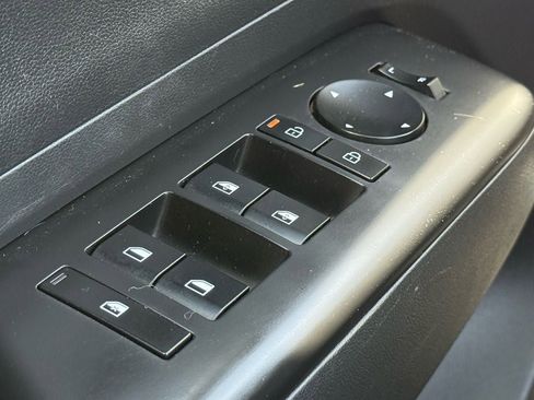 Used 2024 Hyundai Kona SEL w/ Convenience Package AWD/4WD image 19