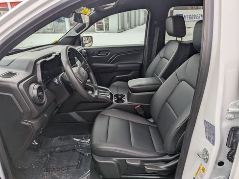 Used 2024 Chevrolet Colorado Trail Boss w/ Advanced Trailering Package image 14