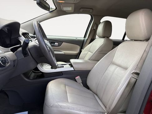 Used 2014 Ford Edge SEL w/ Equipment Group 205A FWD image 9