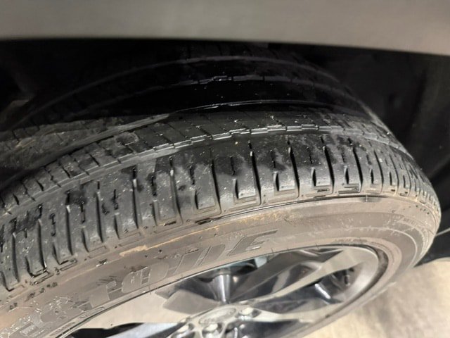 Used 2024 Jeep Grand Cherokee L Altitude AWD/4WD image 16
