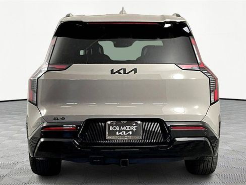 New 2026 Kia EV9 Land image 5