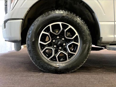 Certified 2022 Ford F150 XLT w/ Equipment Group 302A High image 8