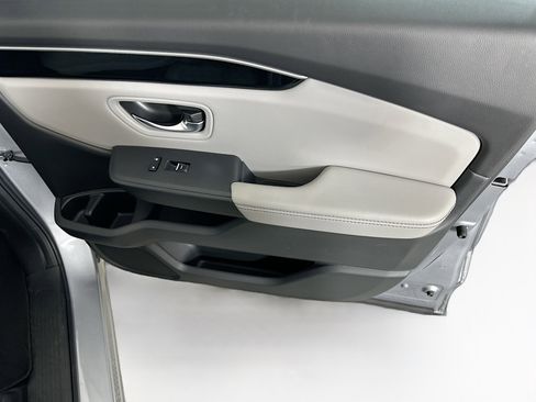 Used 2023 Honda Pilot EX-L image 31