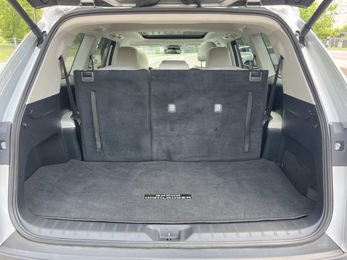 Used 2024 Toyota Grand Highlander AWD image 20