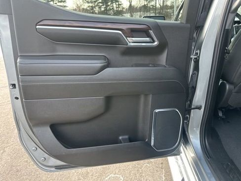 Used 2023 GMC Sierra 1500 SLT w/ SLT Premium Package image 16