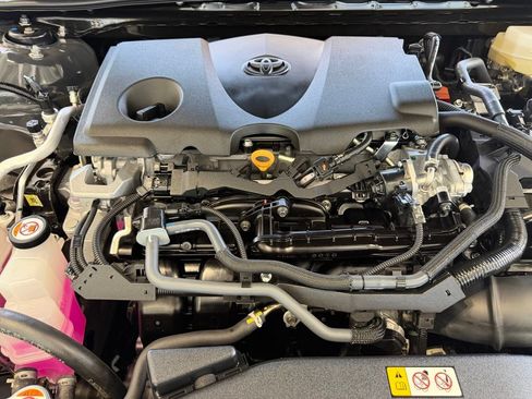 Used 2026 Toyota Camry SE FWD image 34