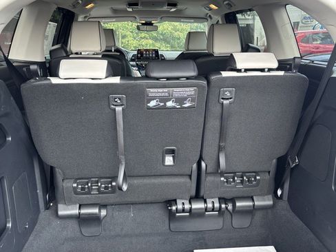 Used 2026 Honda Odyssey Elite image 36