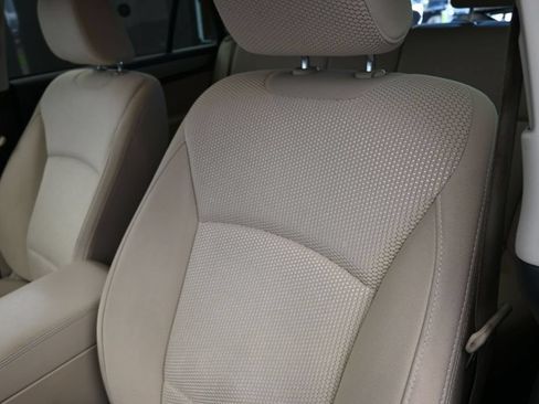 Used 2017 Subaru Outback 2.5i Premium w/ Popular Package #2 AWD/4WD image 17