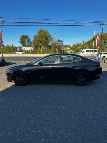 Used 2024 MAZDA MAZDA3 s FWD image 13