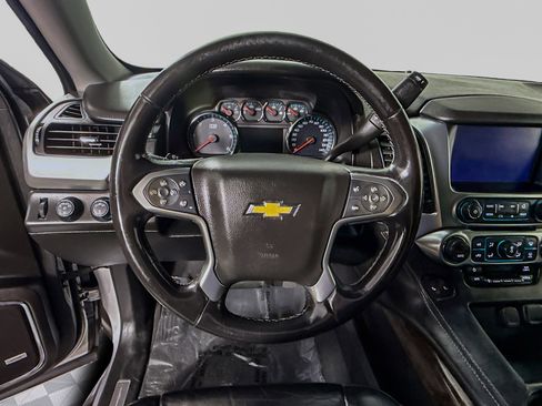 Used 2019 Chevrolet Tahoe LT image 13