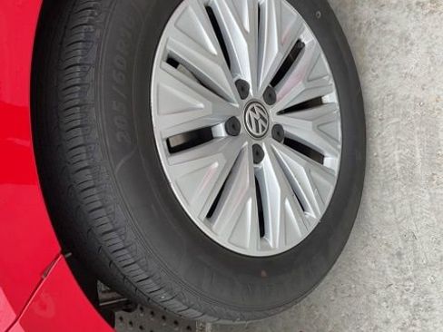 Used 2019 Volkswagen Jetta S w/ Driver Assistance Package FWD image 12