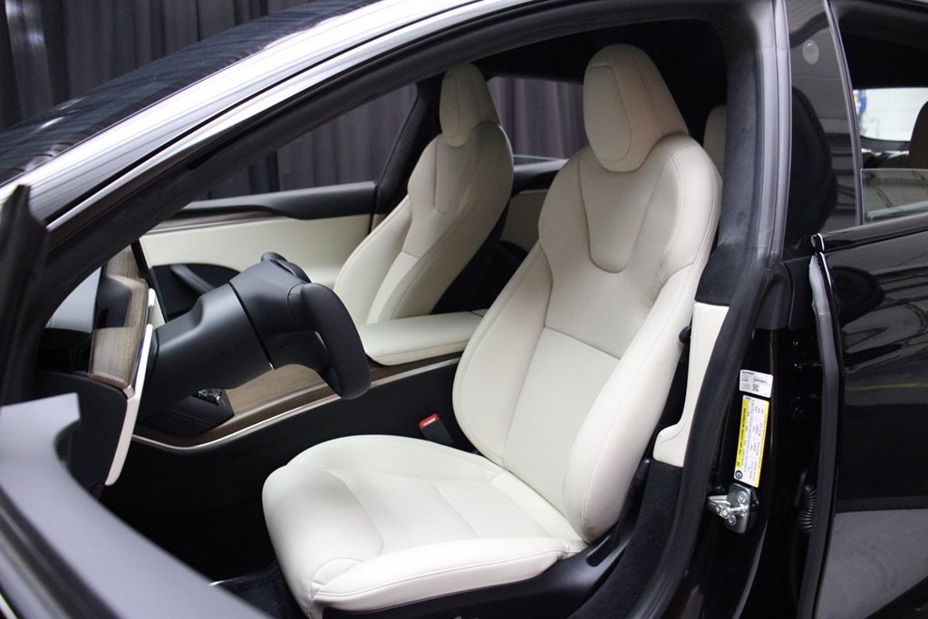 Used 2022 Tesla Model S AWD/4WD image 45