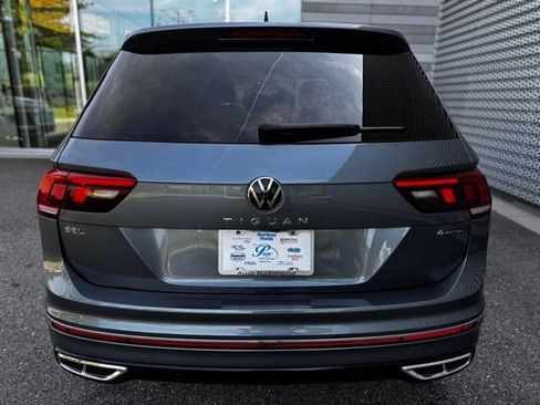 Used 2024 Volkswagen Tiguan SEL R-Line image 4