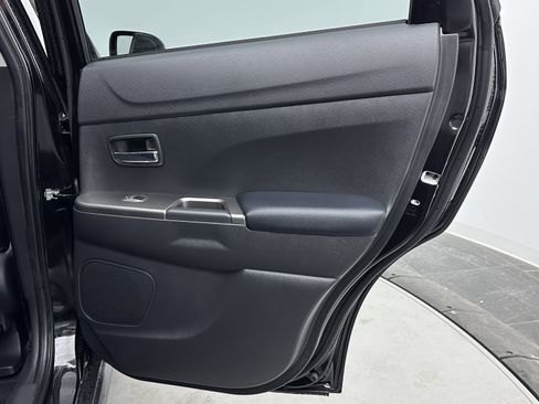 Used 2025 Mitsubishi Outlander Sport SE image 30