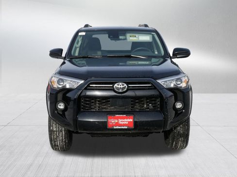 Certified 2024 Toyota 4Runner SR5 image 2