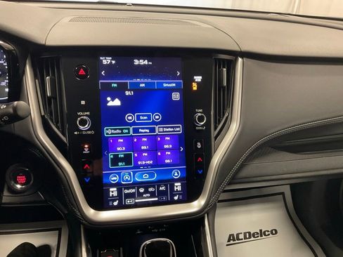 Used 2022 Subaru Outback Premium image 22