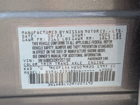 Used 2024 Nissan Sentra SV FWD image 28