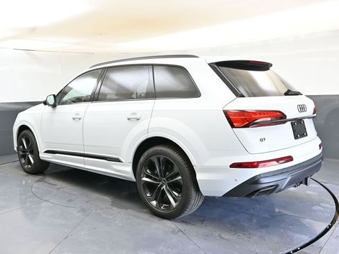Used 2025 Audi Q7 3.0T Premium Plus w/ Premium Plus Package image 3