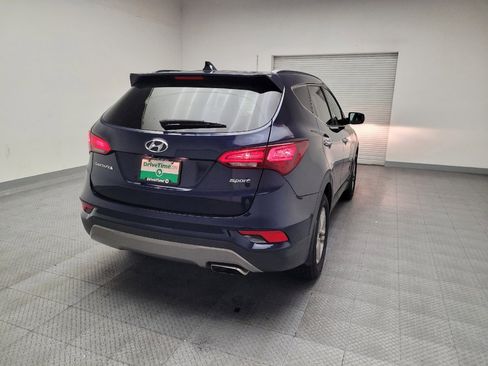 Used 2017 Hyundai Santa Fe Sport image 7