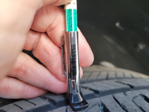 Certified 2023 Chevrolet TrailBlazer RS w/ Sun and Liftgate Package image 45