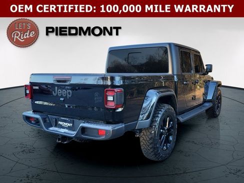 Certified 2025 Jeep Gladiator Sport AWD/4WD image 8