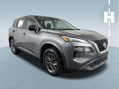 Used 2021 Nissan Rogue S FWD image 1